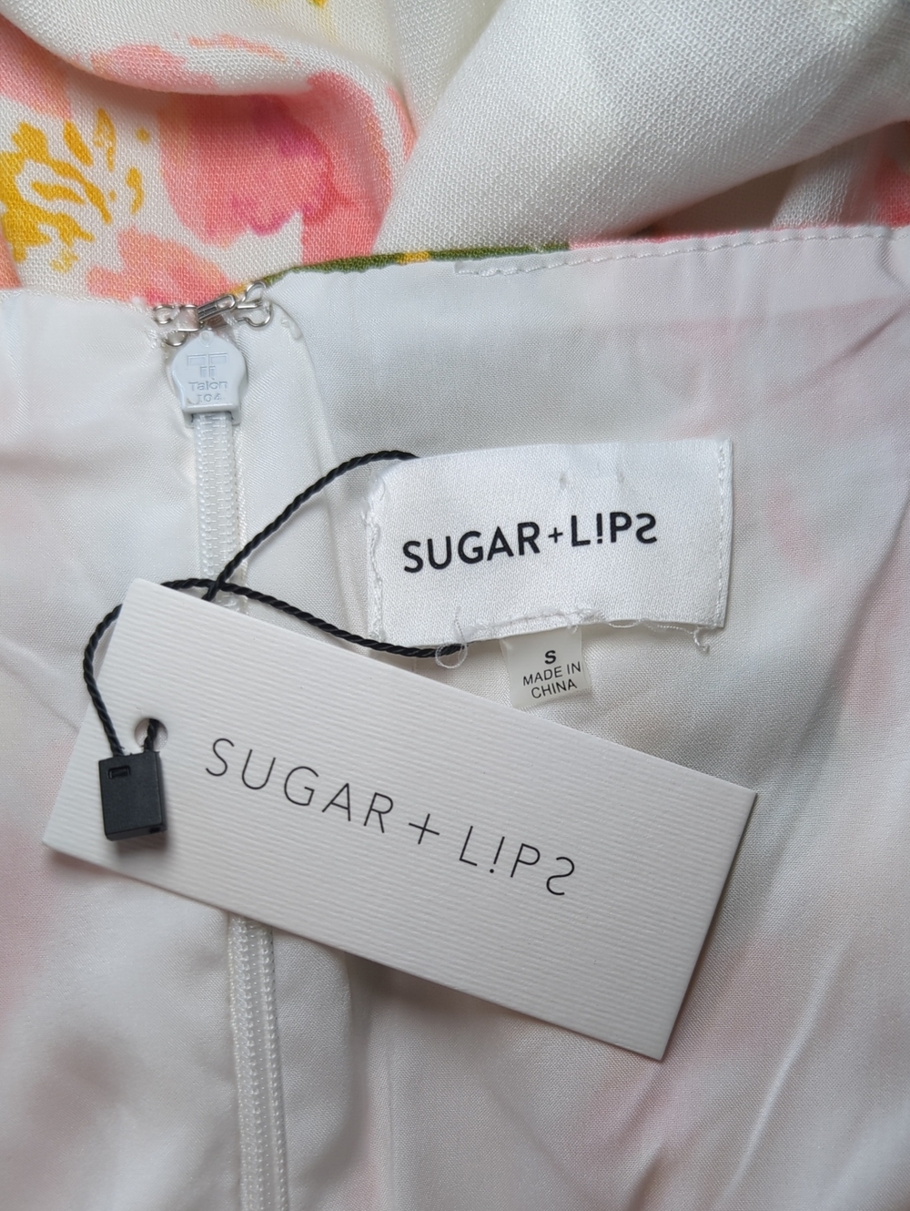 Sugar Lips Magdalena Floral Everheart Romper - Picture 7 of 8